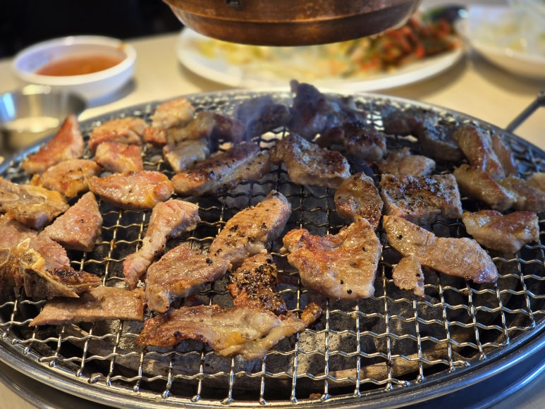 명륜진사갈비 서울연희점 사진 6