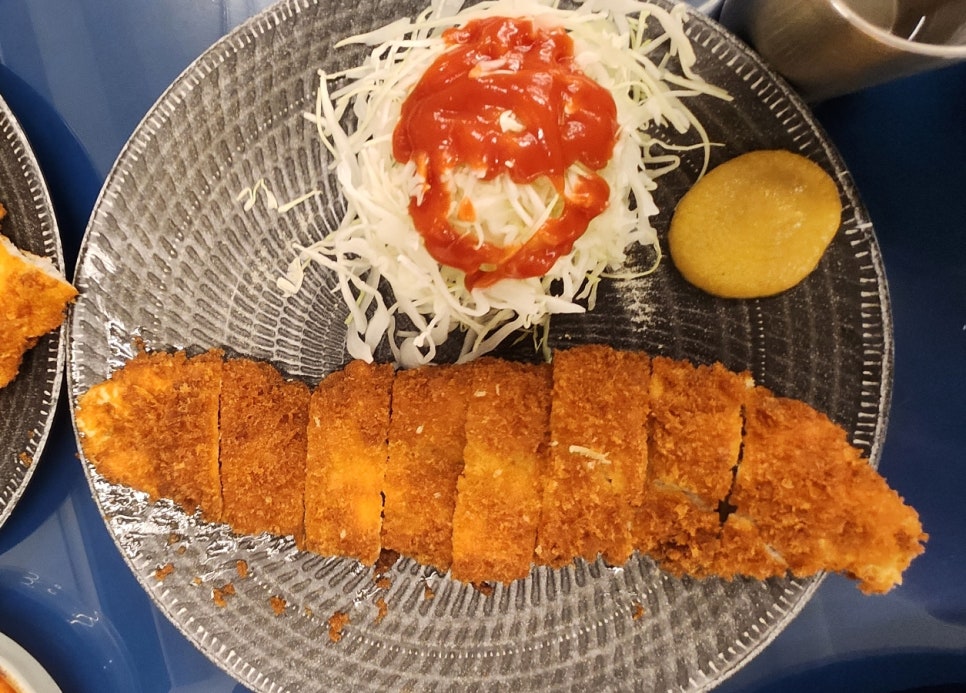 한성돈까스 사진 8