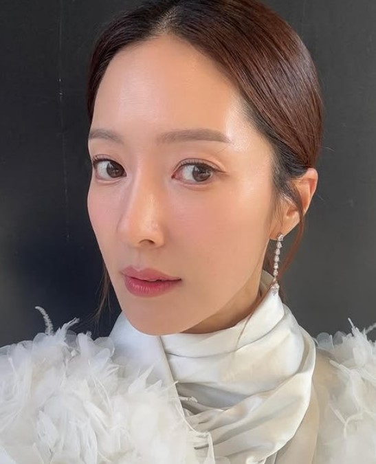 공부하기 싫어서 연기과 진학했는데.. 얼떨결에 대박나버린 여배우 근황 수치 하나로 흐름이 바뀌었다 이미지 6