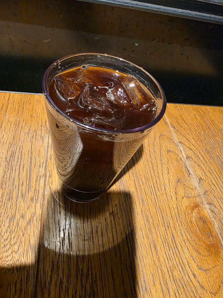 투썸플레이스 홍대입구역점 사진 5