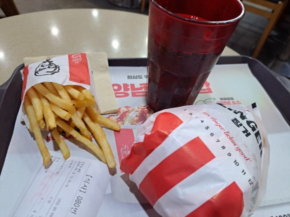 KFC 영등포역점 사진 3