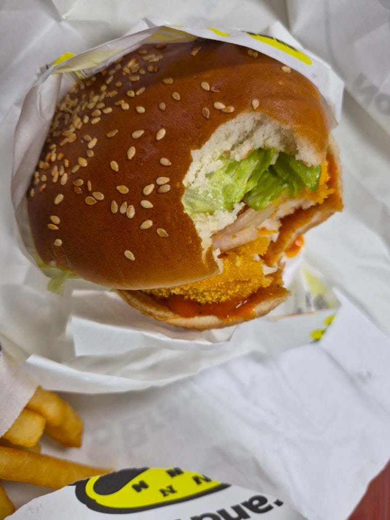 노브랜드버거 동국대점 사진 2