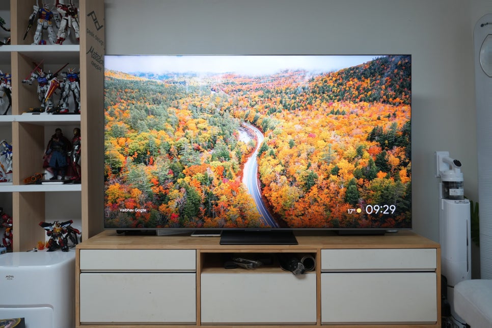 75인치 안드로이드 TV TCL C8L 언박싱 설치 후기, 거실 인테리어까지 달라진 프리미엄 SQD-Mini LED TV추천 이미지 7