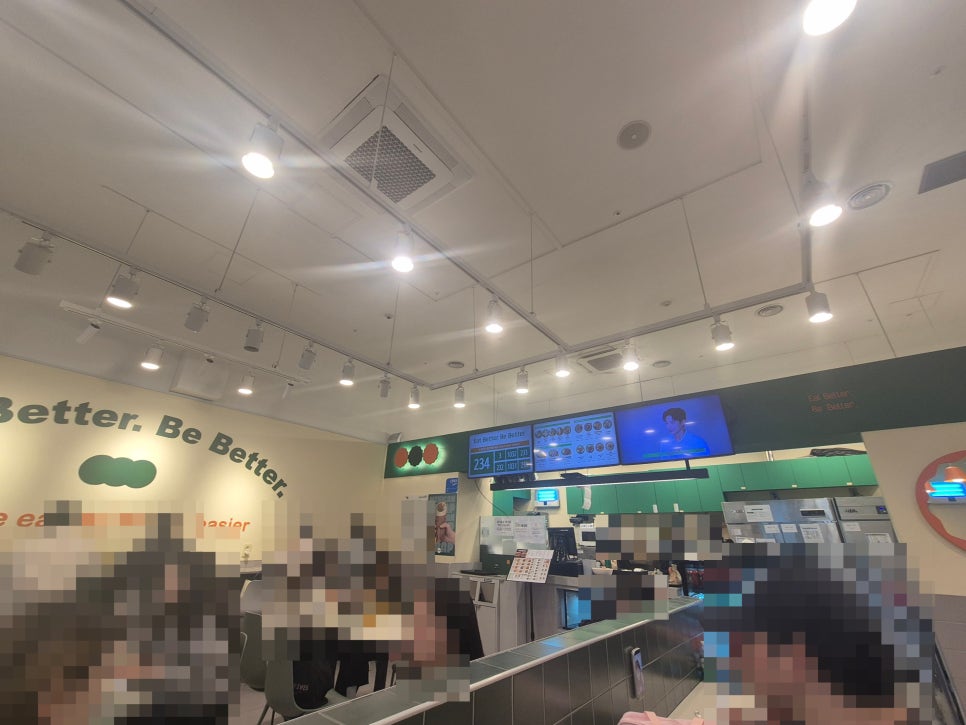 샐러디 연세대점 사진 7
