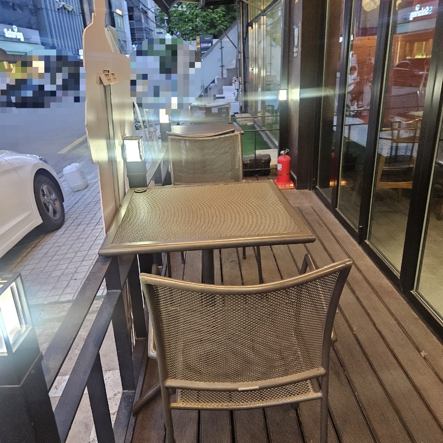 교촌치킨 서초2호점 사진 7