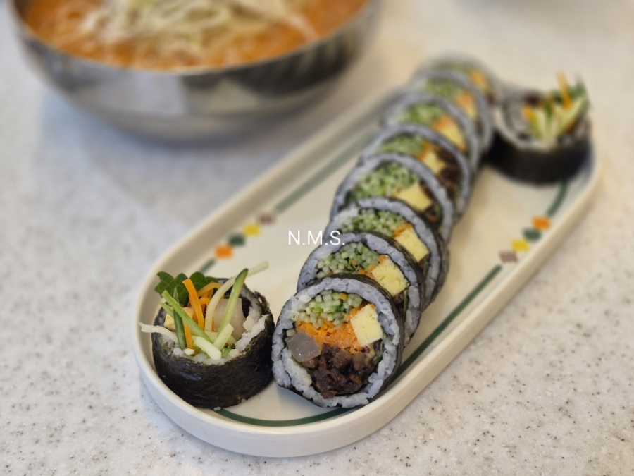 얌샘김밥플러스 영등포역점 사진 2