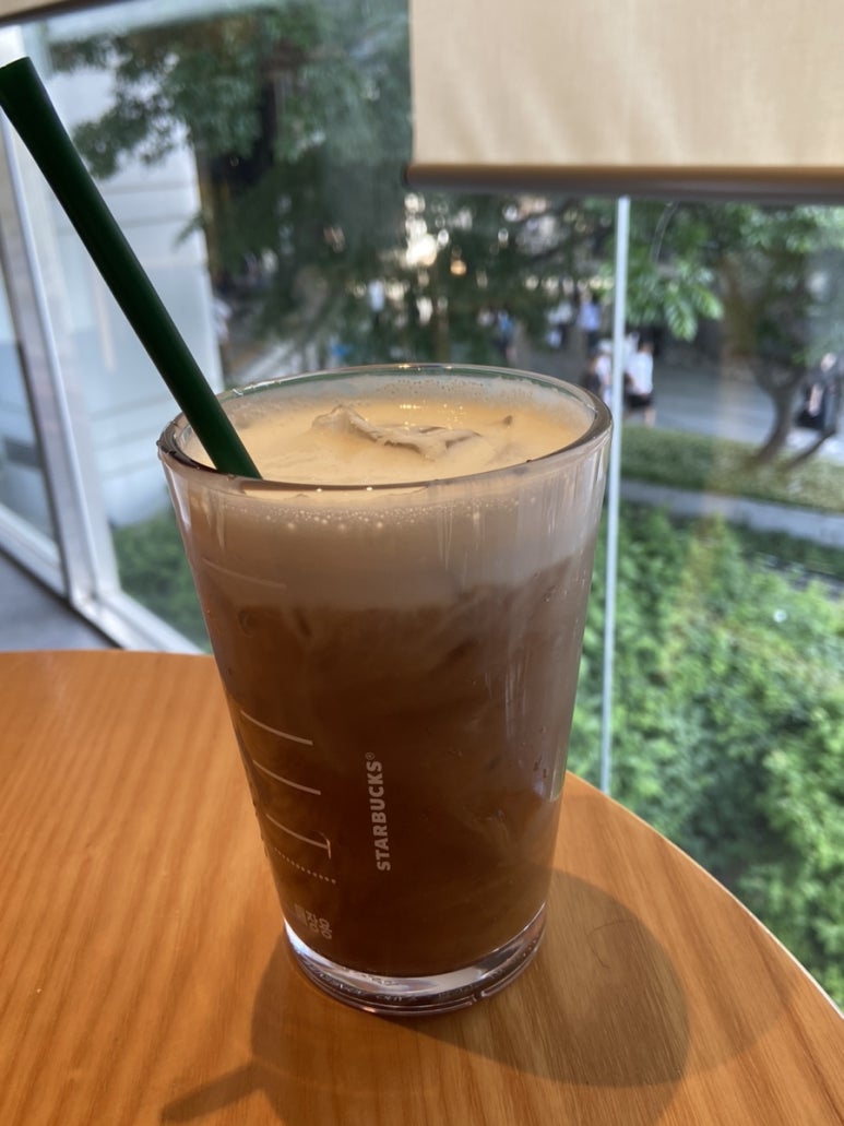 스타벅스 서교동사거리점 사진 6