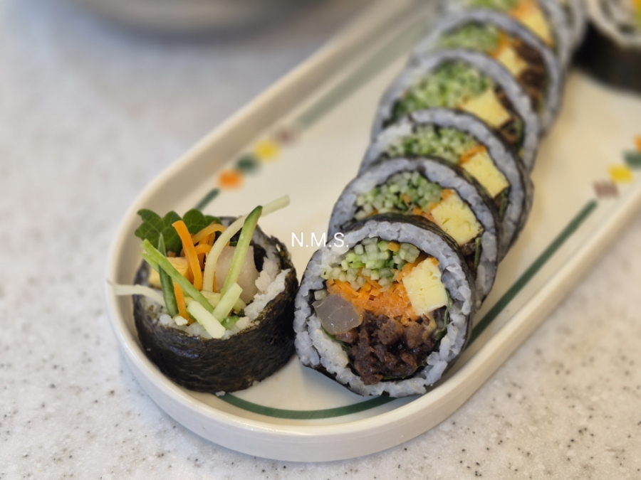 얌샘김밥플러스 영등포역점 대표 사진