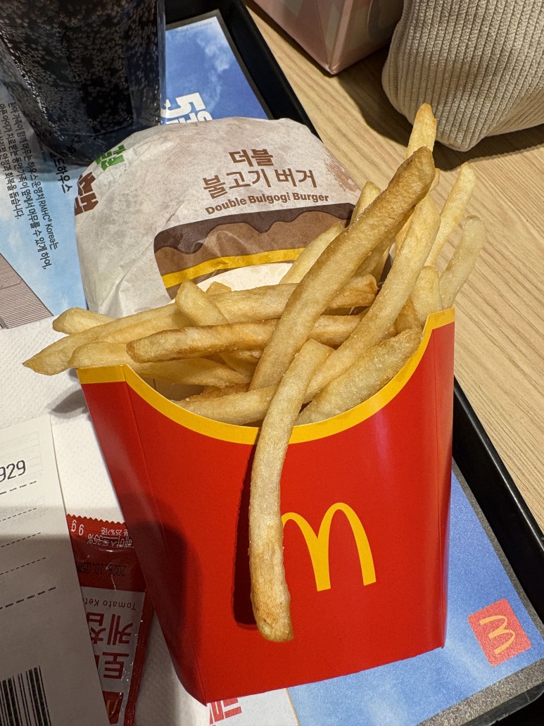 맥도날드 서울교대점 사진 8