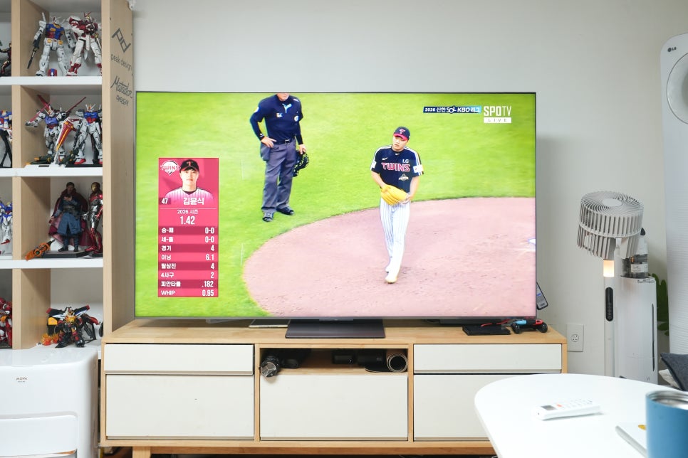 75인치 TCL TV C8L 화질 실사용 후기, 거실에서 느낀 SQD-Mini LED와 Bang & Olufsen 사운드 이미지 5