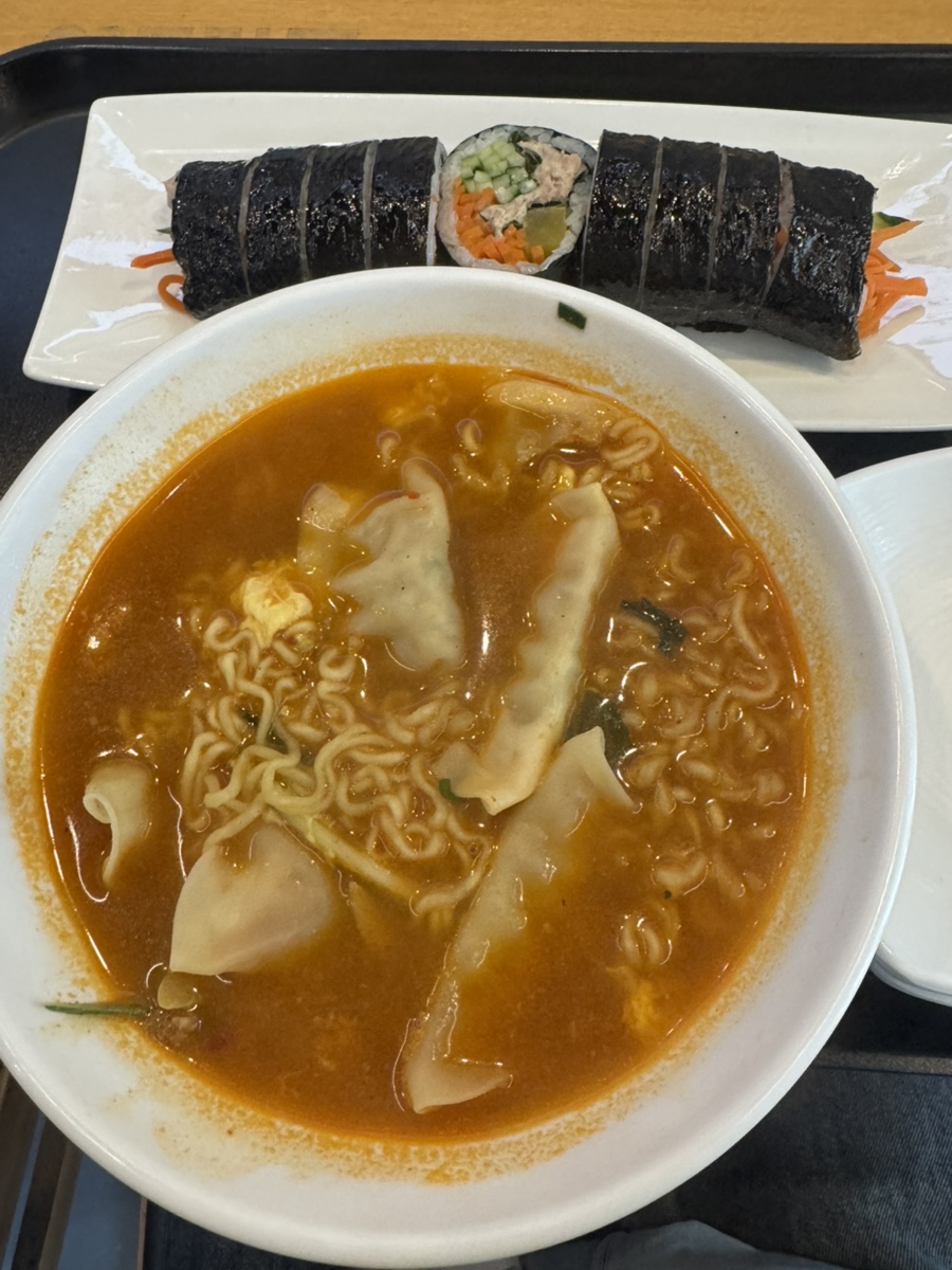 얌샘김밥 양천향교점 사진 3