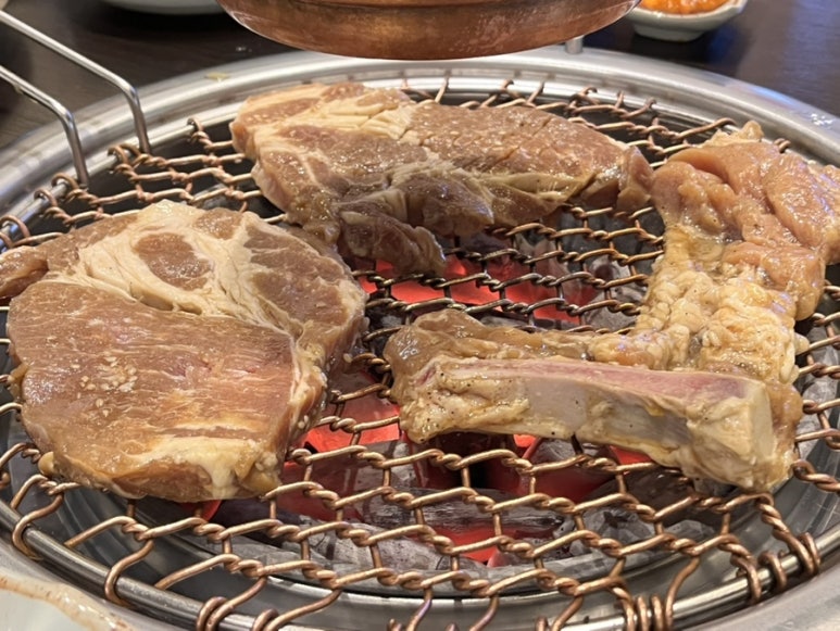 홍기와숯불갈비 사진 7