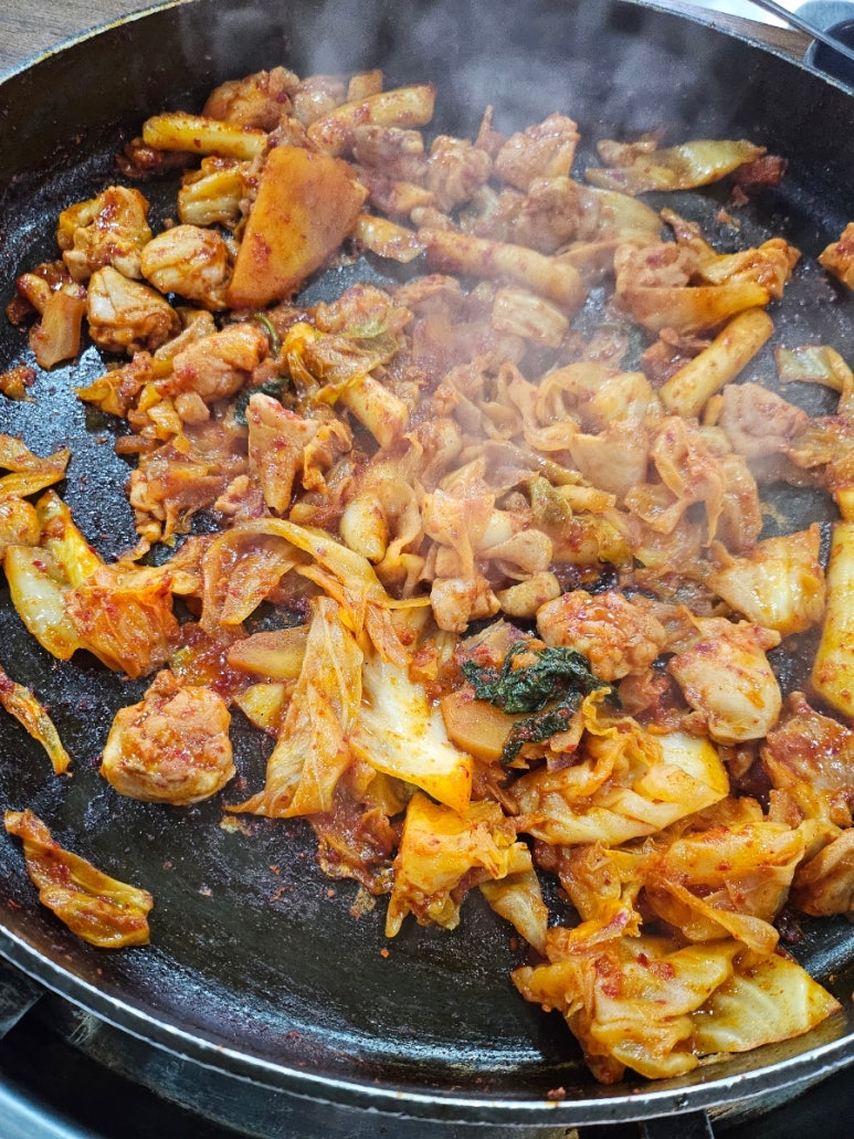 춘천장인닭갈비직영1호점 사진 4