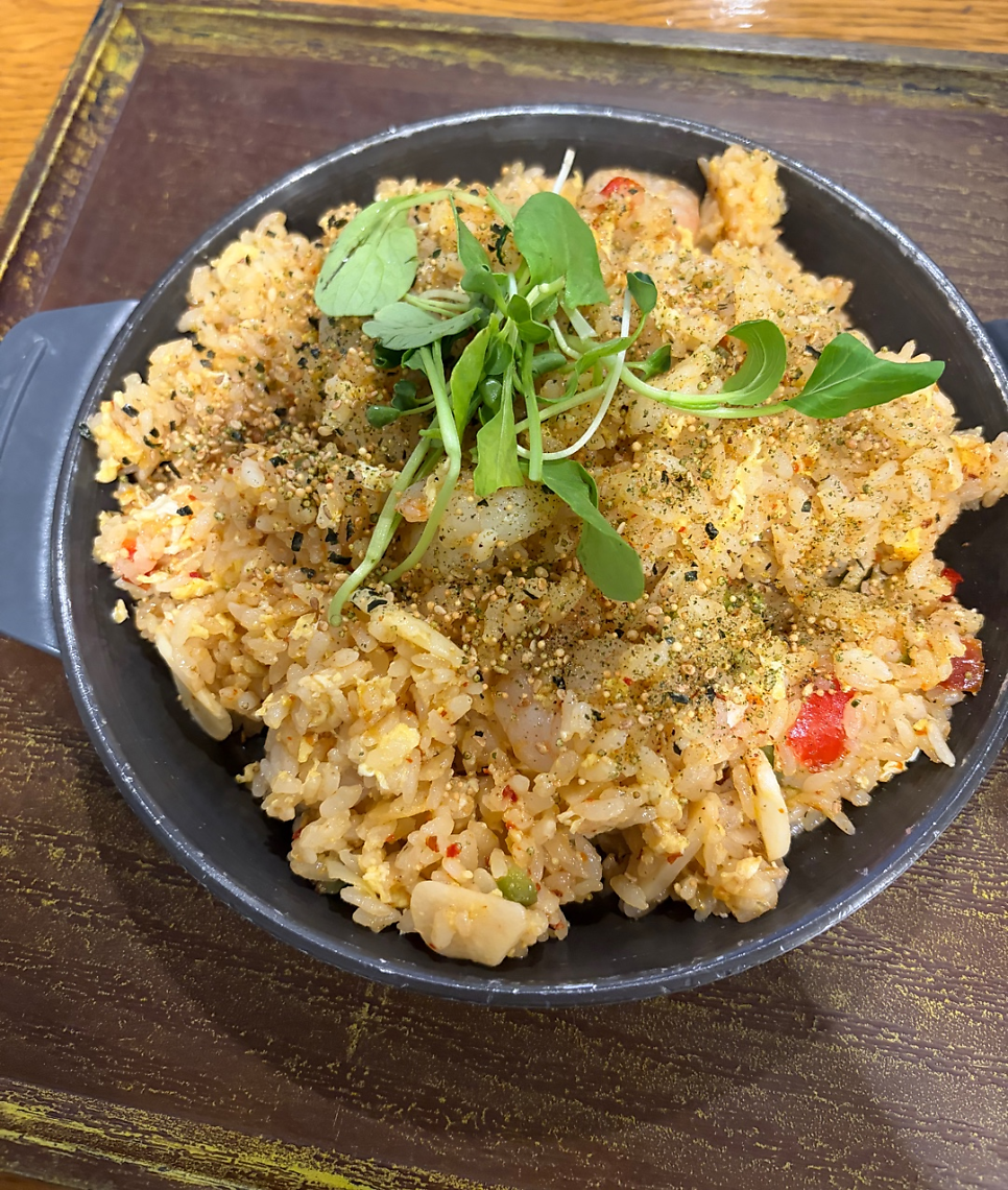 홍익돈까스 부산대연점 사진 1