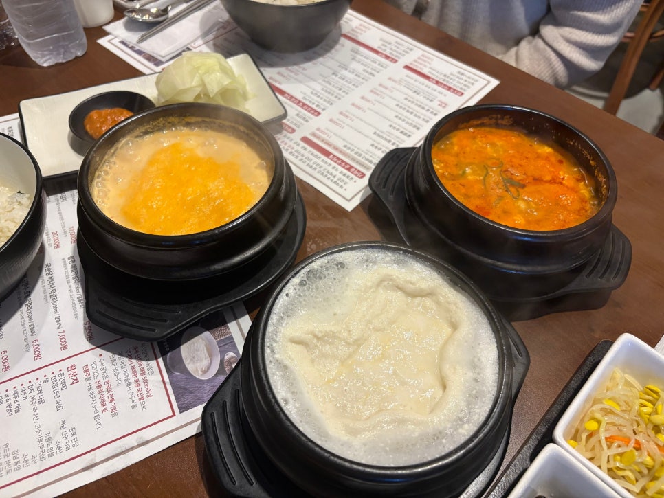 탁사발두부공방 신사역점 사진 6
