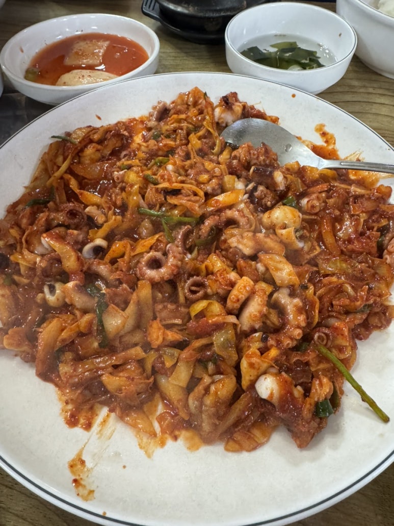 김흥관힘센낙지마당 사진 8