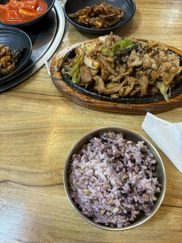 덕담 대표 사진