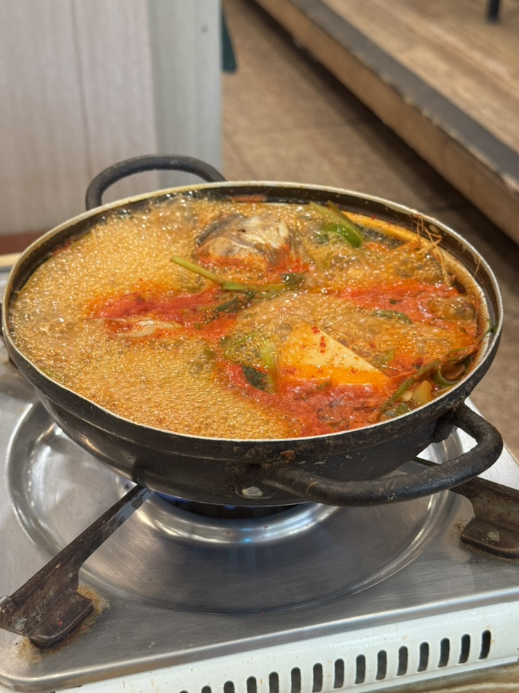 김미자당진아구동태찜 탕 남구로점 사진 8