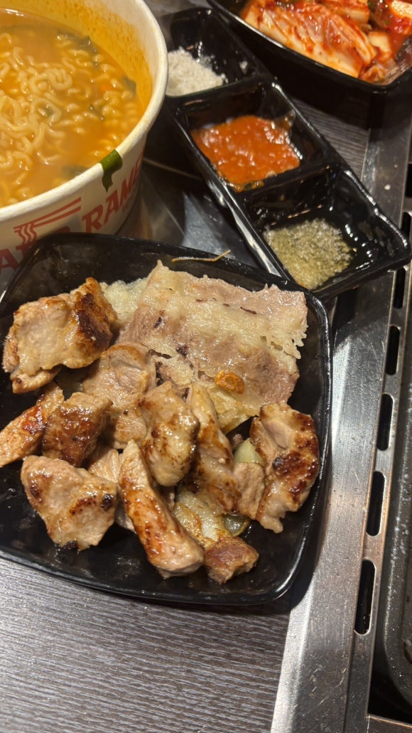 와우돈 부천역점 사진 6