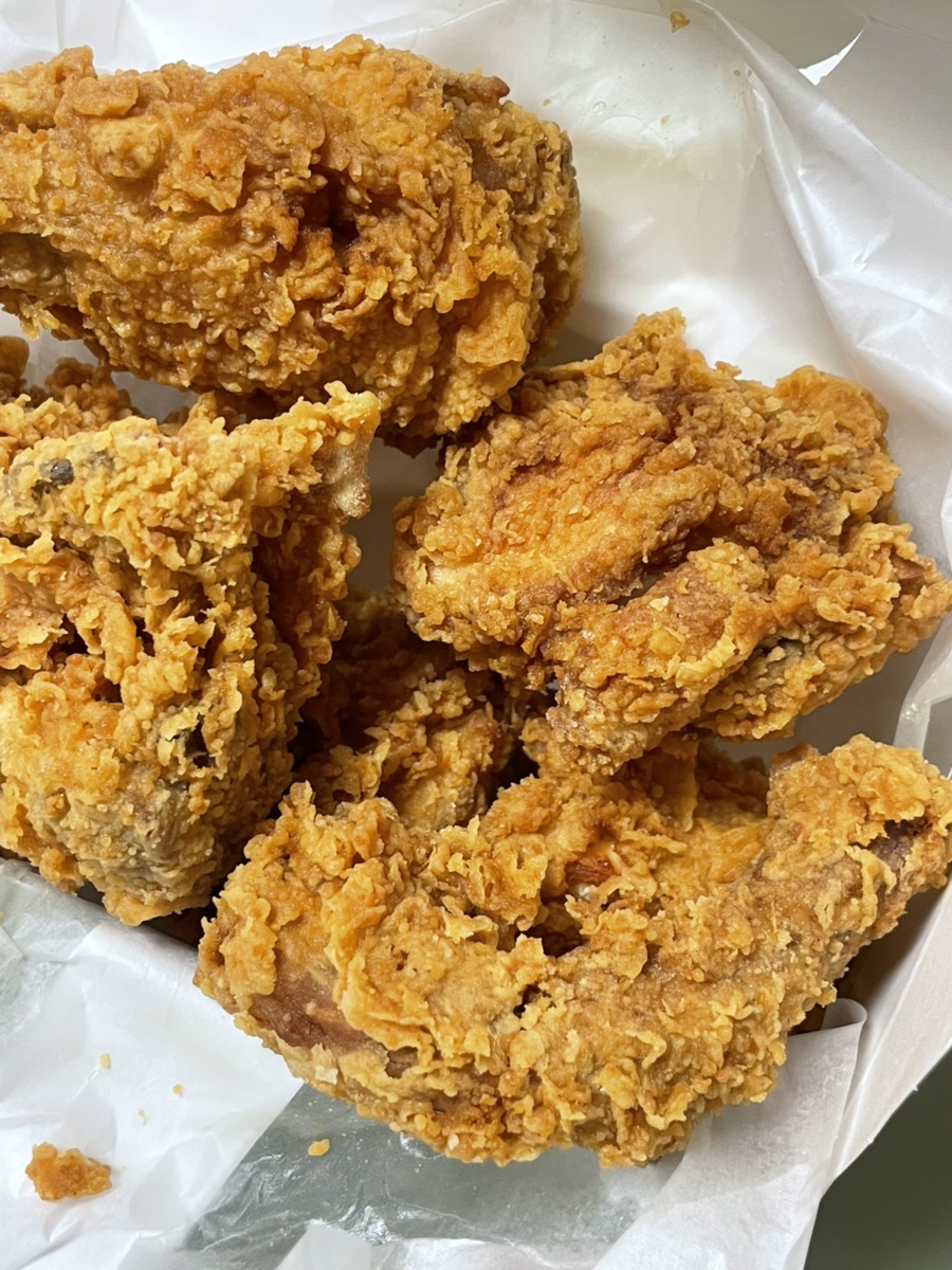 덤브치킨 한티역점 사진 2