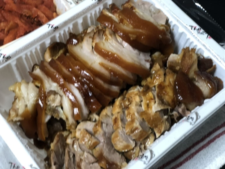 더맛있는족발보쌈 교대점 사진 4