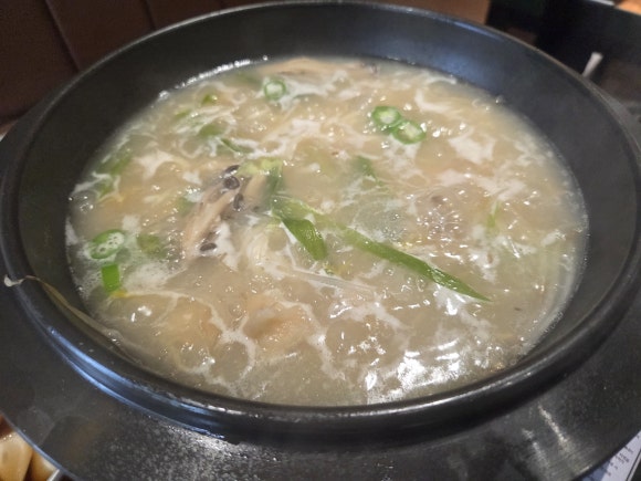 어서와칼국수 서교점 사진 8