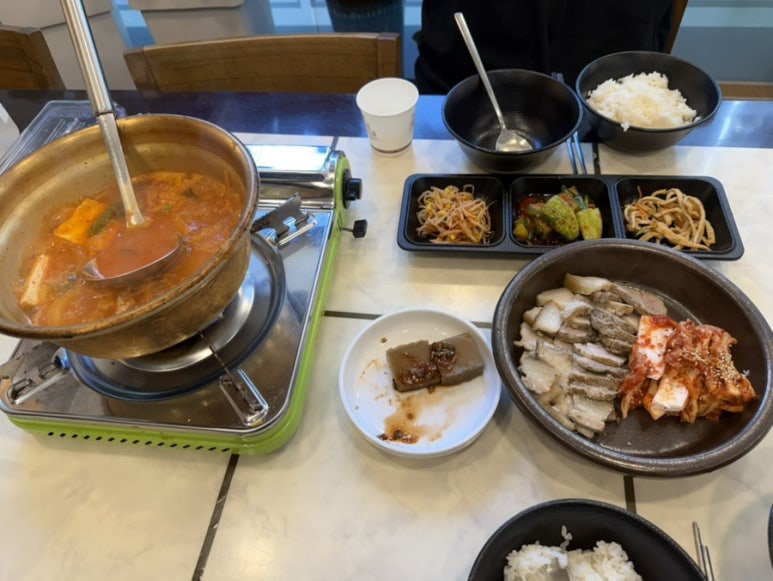 꿀꿀김치찌개 사진 8