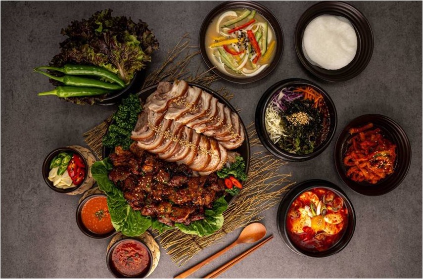 더맛있는족발보쌈 수원인계점 사진 4