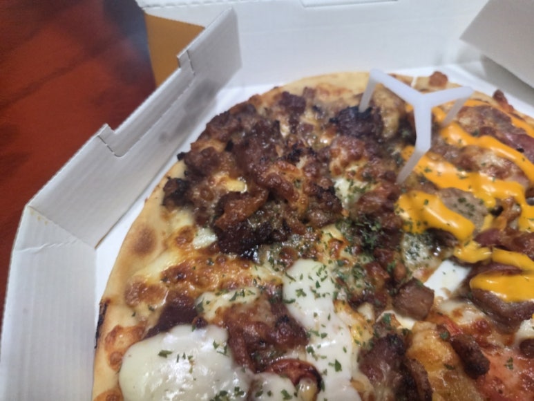 맘스터치 피자앤치킨 종로성대점 사진 5