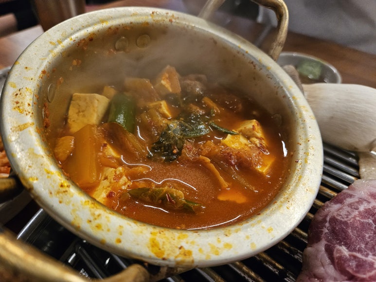 장군돼지 본점 사진 7
