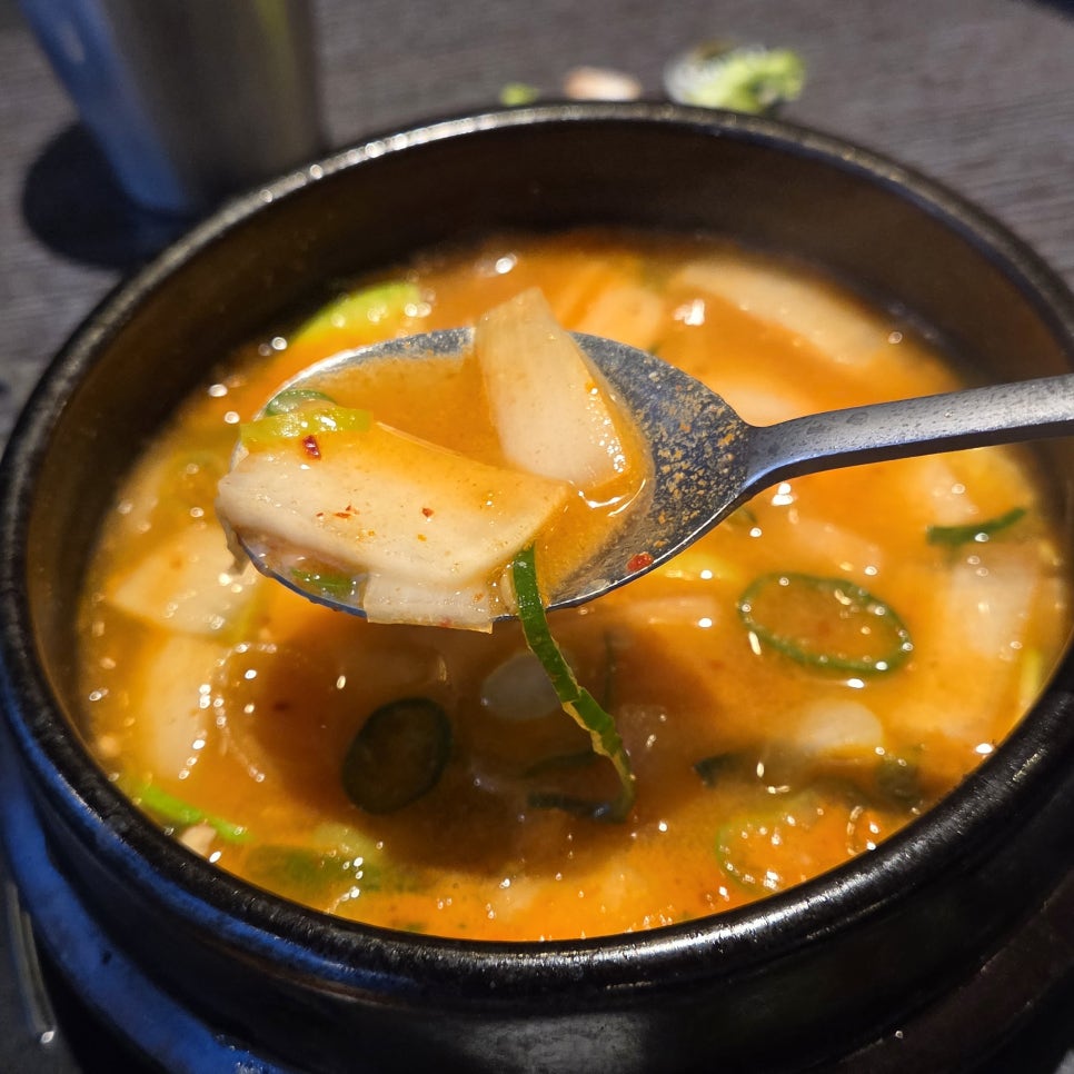 용이네정육점&식당 사진 5