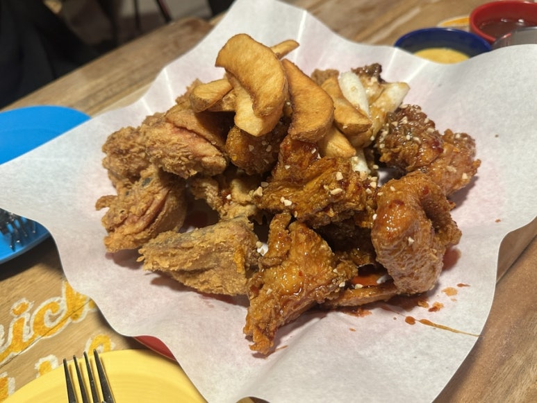 치킨인더키친 경복궁역점 사진 8
