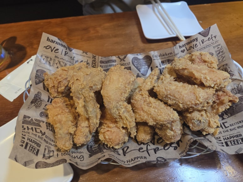 BHC치킨 제주신화월드점 대표 사진