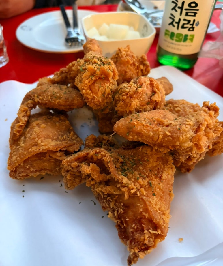 치키니즘 한강성심병원점 사진 2