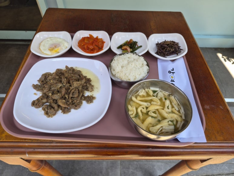 강여사집밥 혜화본점 사진 4