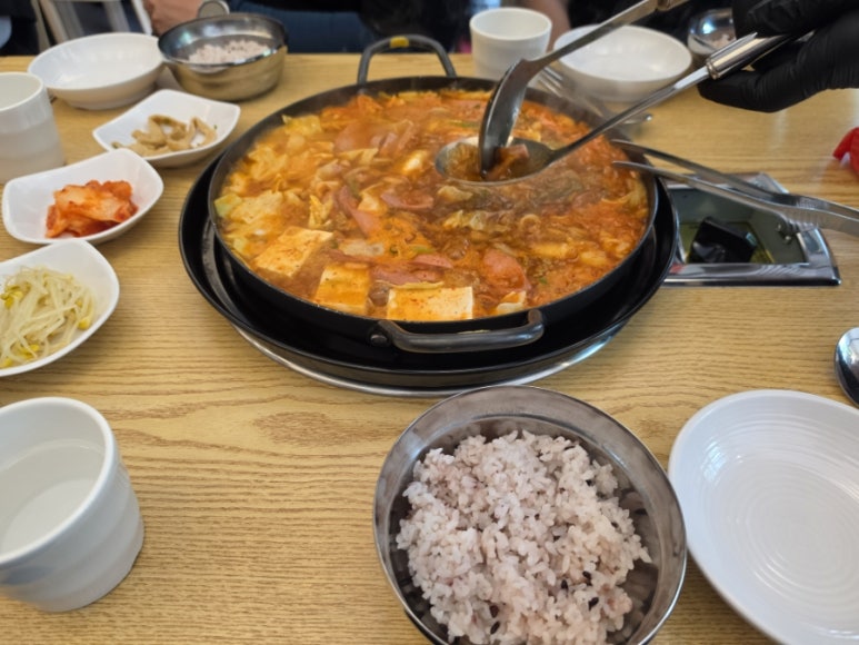 김뚜껑 부대찌개 마포공덕점 사진 6