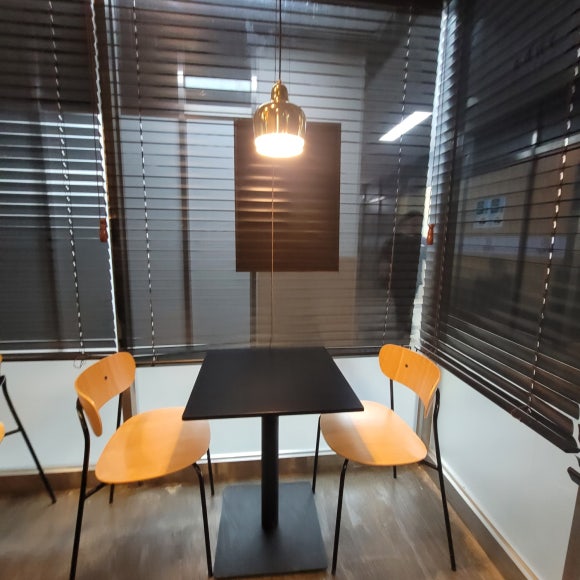 루하커피 수원영통점 사진 5