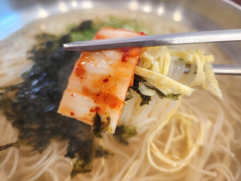 행운동멸치국수 사진 3