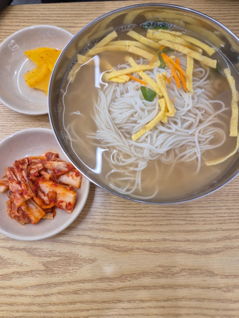 공릉동원조멸치국수 자양점 사진 4