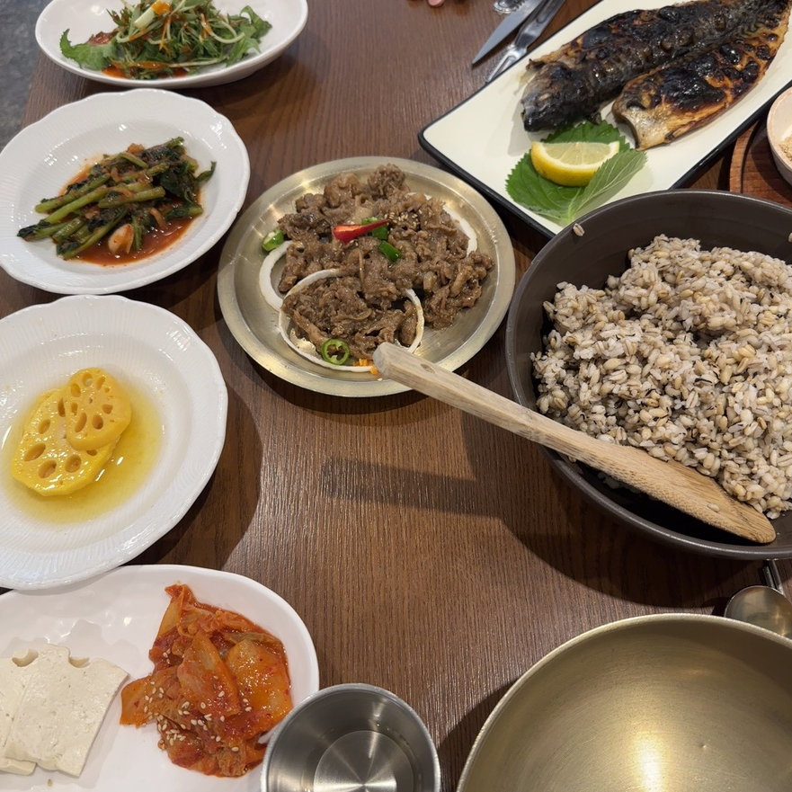 봄이보리밥 합정점 사진 3