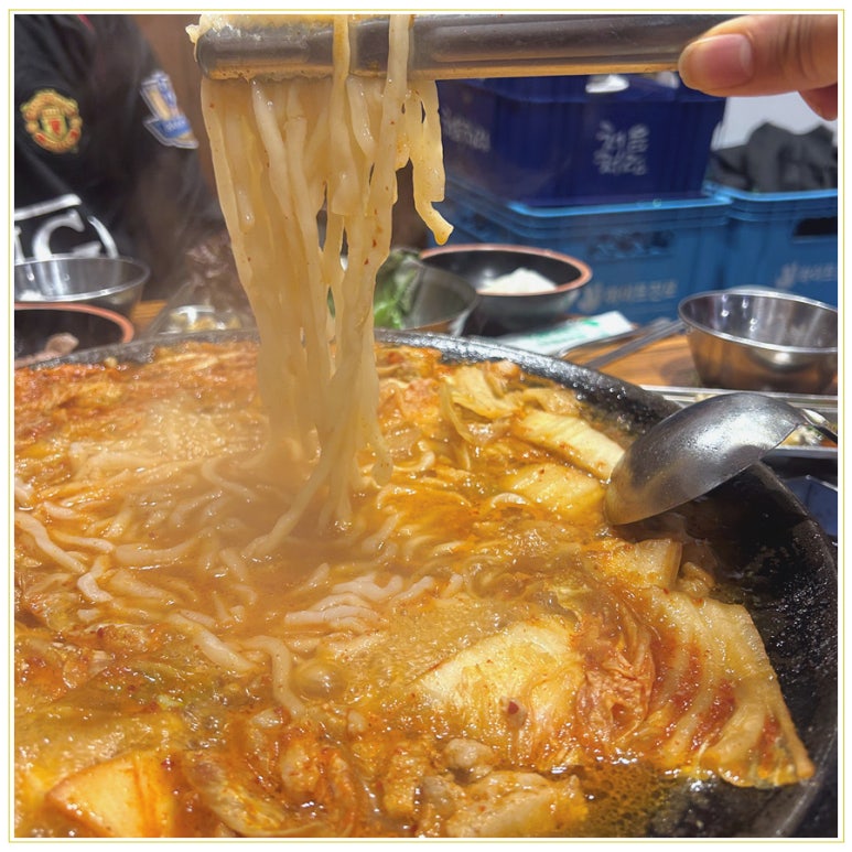 무쇠김치삼겹 사진 4
