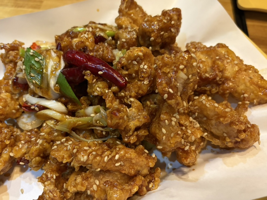 노랑통닭 강남자곡점 사진 4