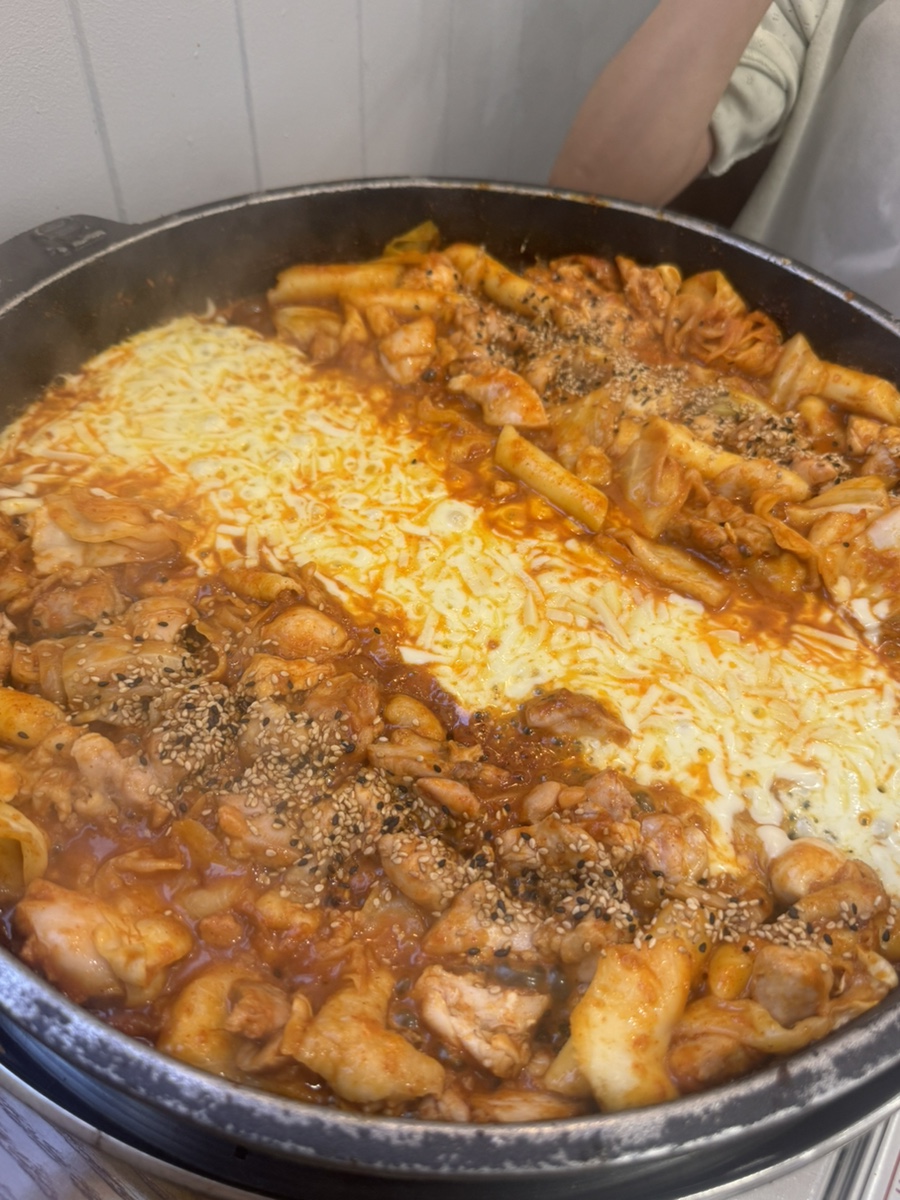 장인닭갈비 홍대점 사진 8