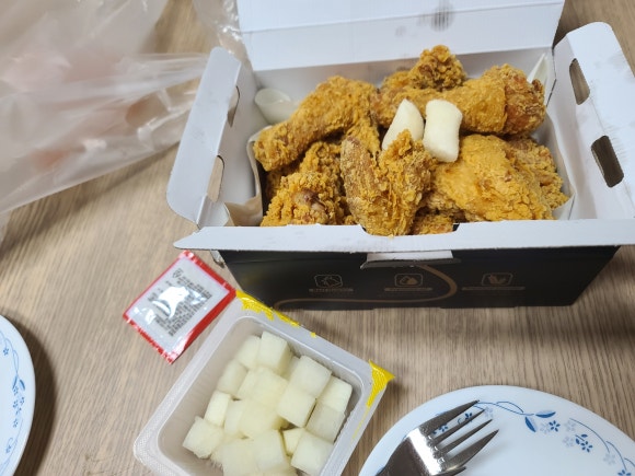 치킨마루 백현화랑초교점 사진 4
