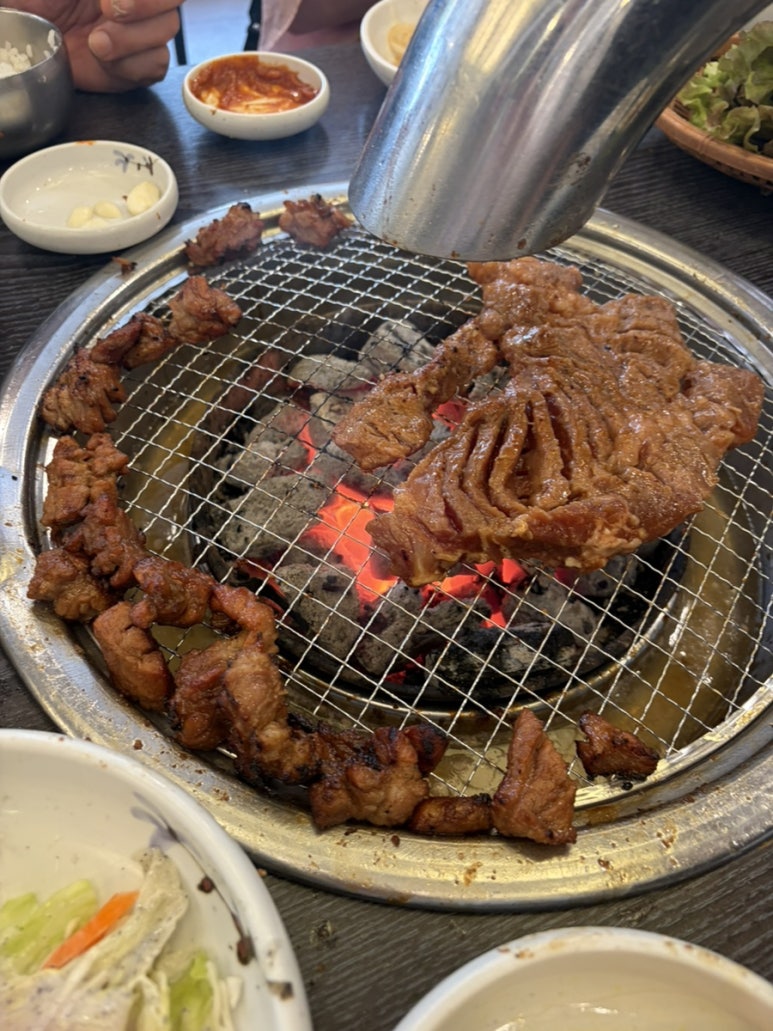 본전숯불갈비 사진 3