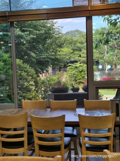 가마솥통닭 사진 2