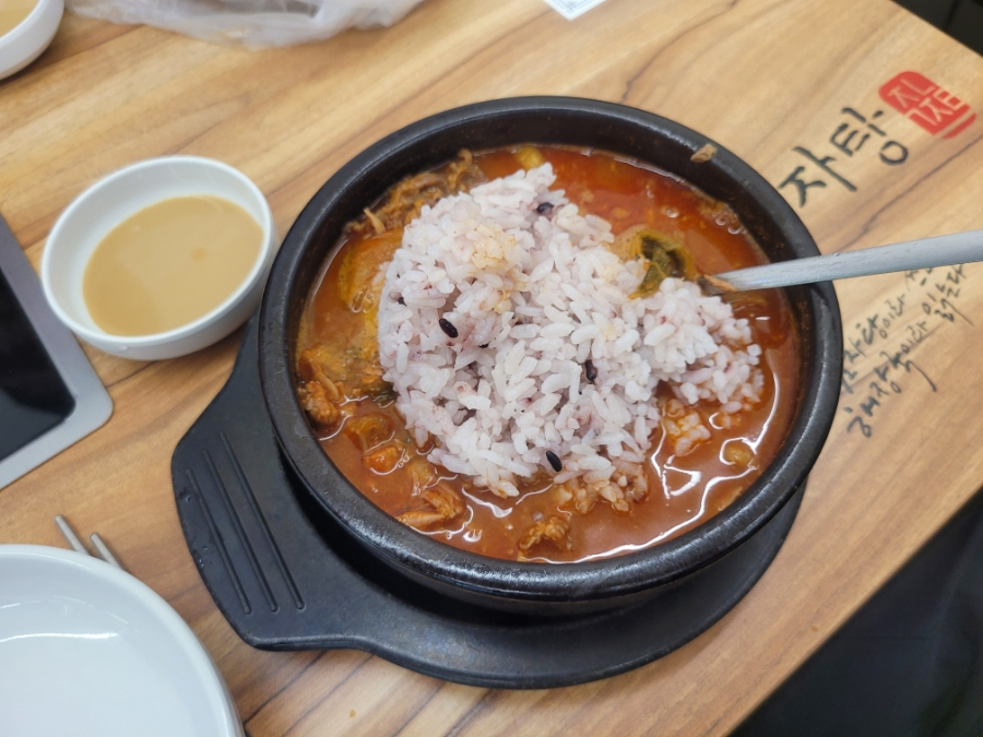 청년감자탕 가산디지털단지점 사진 6