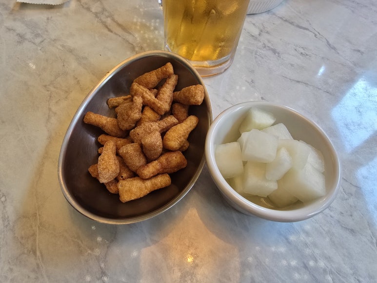 깐부치킨 명동점 사진 5