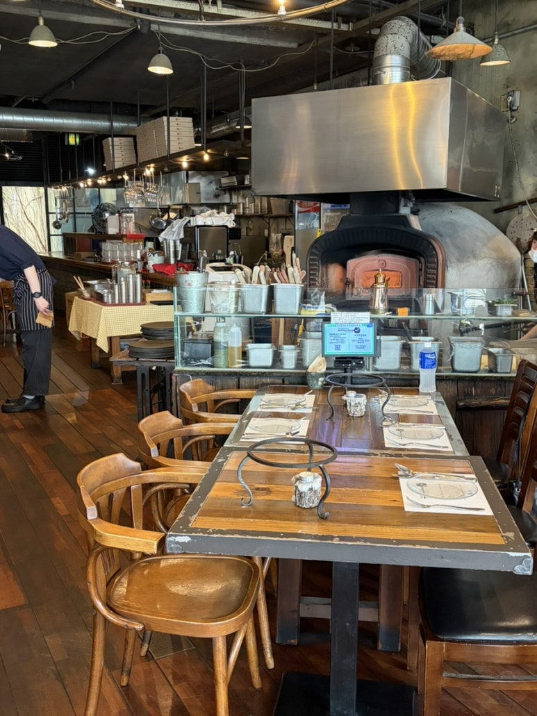 도치피자 강남 사진 2