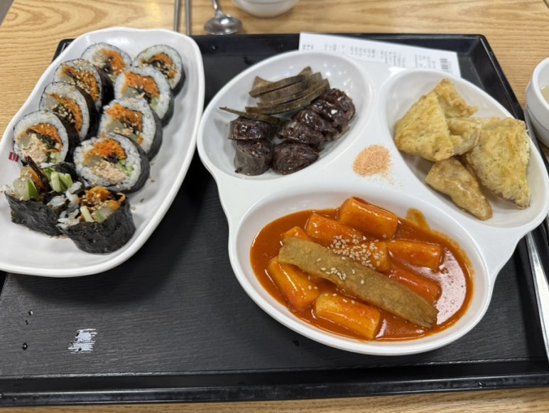 죠스떡볶이 월드타워롯데마트점 사진 8